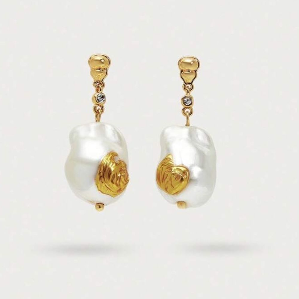 Gold and Pearl Earrings A1511